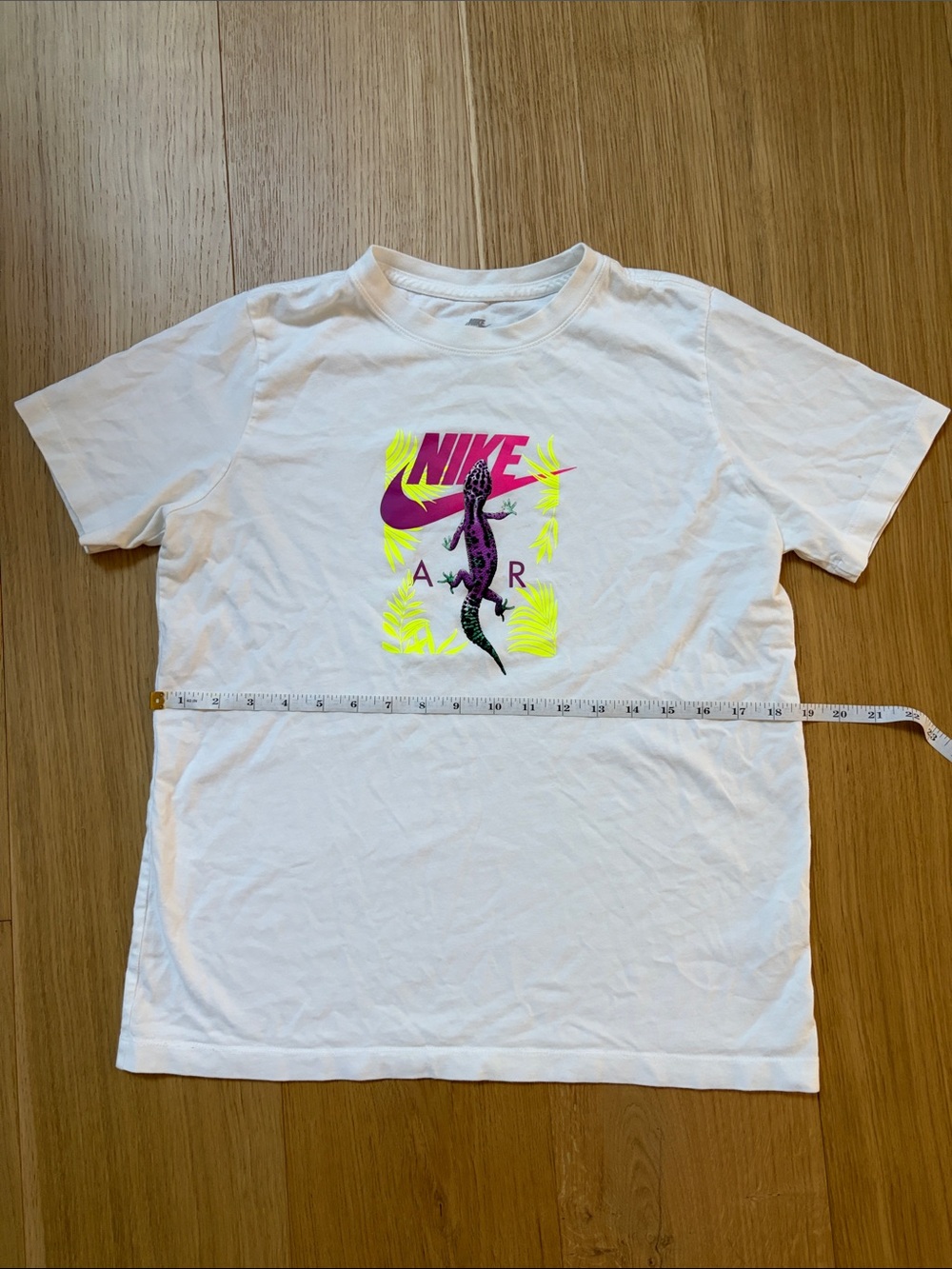 Nike White Short-Sleeve Tee with Neon Pink & Yellow Graphic, size XL